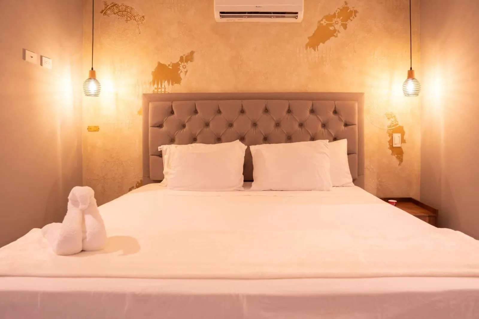 Habitacion De Hotel Ubicado En Laureles-Estadio Medellín